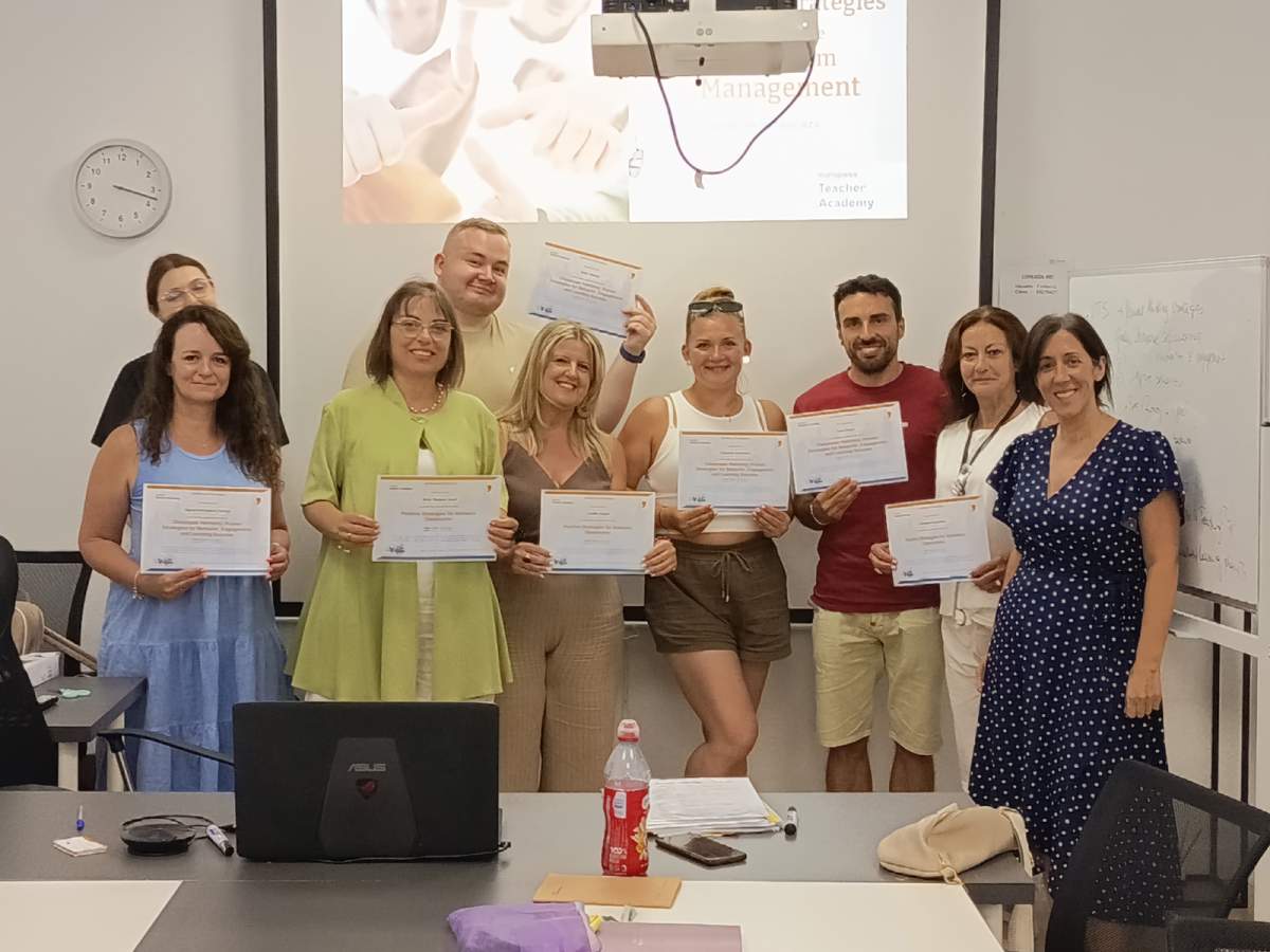 Πρότυπο-ΕΠΑΛ-Τρικάλων-:erasmus+-ka1-–-Επιμόρφωση-εκπαιδευτικών-στη-Σεβίλλη