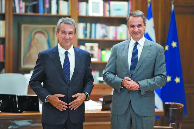 «Η-ώρα-της-εξαργύρωσης»:-Πώς-είδαν-στο-ΠΑΣΟΚ-την-μεταγραφή-Λοβέρδου-στη-ΝΔ