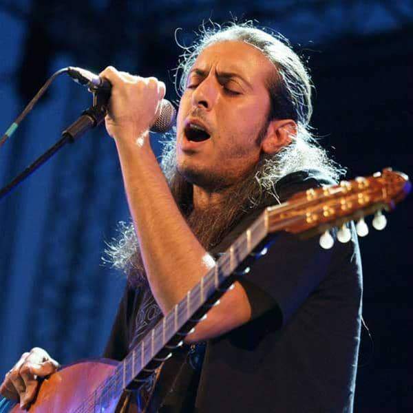 Η-συναυλία-του-Γιάννη-Χαρούλη-στα-Τρίκαλα-ακυρώνεται