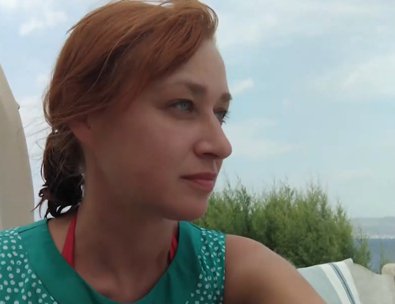 Κορωπί:-Συγκλονίζει-η-μητέρα-της-40χρονης-που-την-ξυλοκόπησε-ο-σύζυγος-της-–-«Θέλω-να-πάρω-την-κόρη-μου-και-τα-παιδιά-της-και-να-πάμε-στη-Λιθουανία»