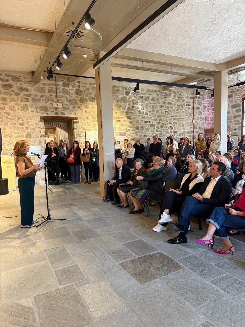 Μια-μέρα-γεμάτη-χρώματα,-φως-και-έμπνευση-στο-Δίδυμο-Οθωμανικό-Λουτρό